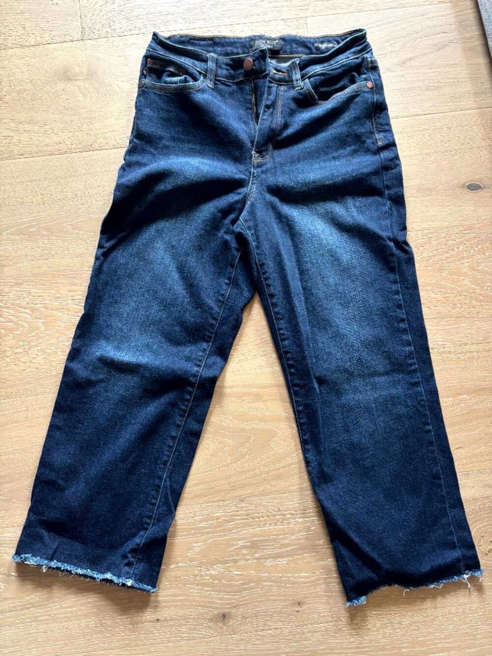 Judy Blue Straight Leg Raw Hem Cropped Jeans Medium Wash Boho Style